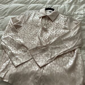 SHEIN Light Cream Leopard Print Blouse